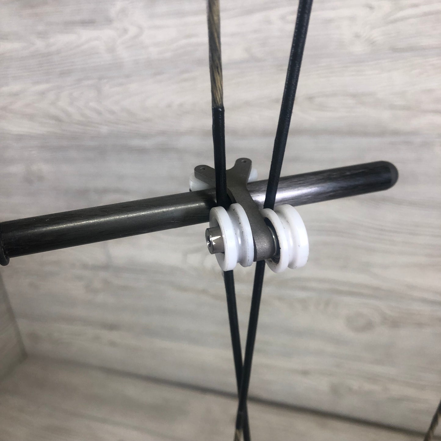 PSE Mach 34 EC2 Cam Right Hand charcoal riser, 70# el2 limbs and 80# FL limbs