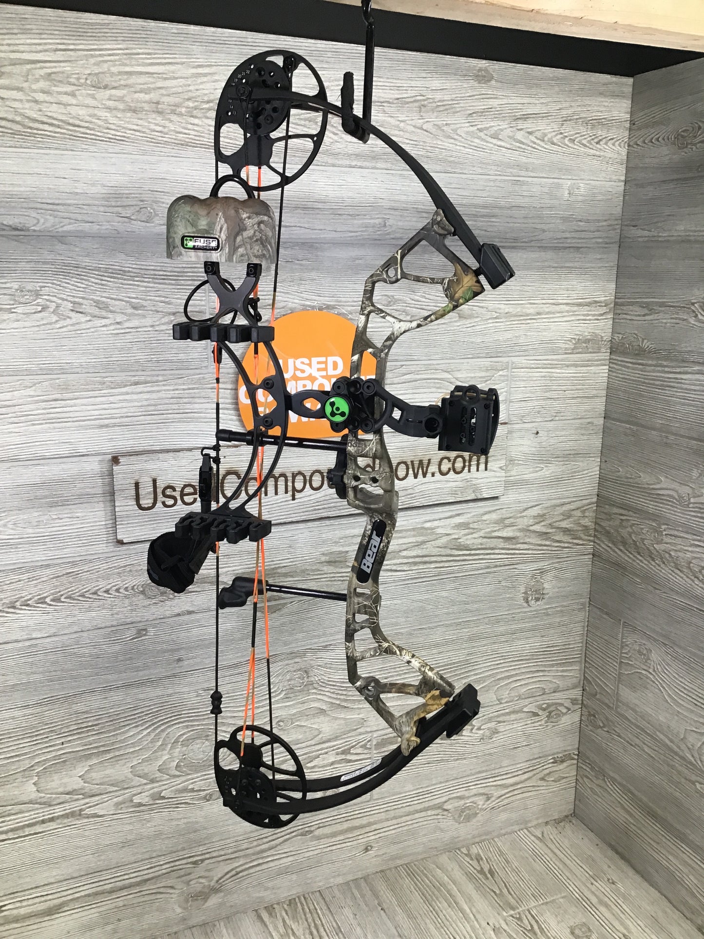 Used Bear Royale RH Camo Bow package