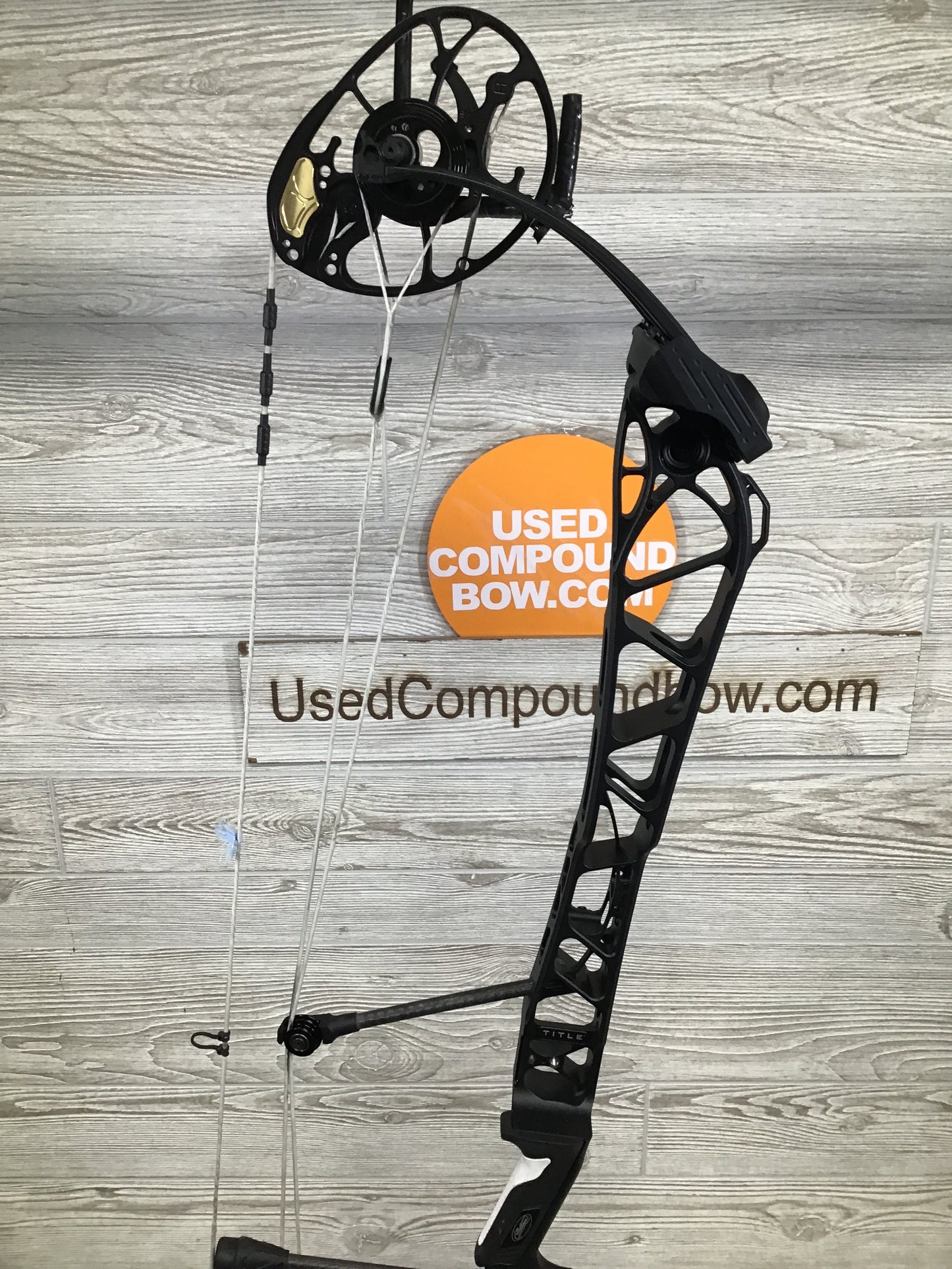 Mathews Title 40 Gen 2 Left Handed Black