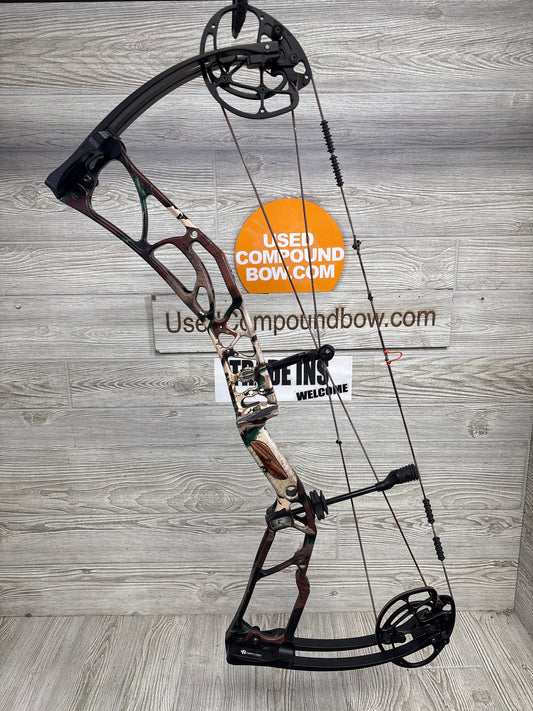 Elite Ritual 30 Right Handed 60-70# 28" draw Pure Whitetail camo