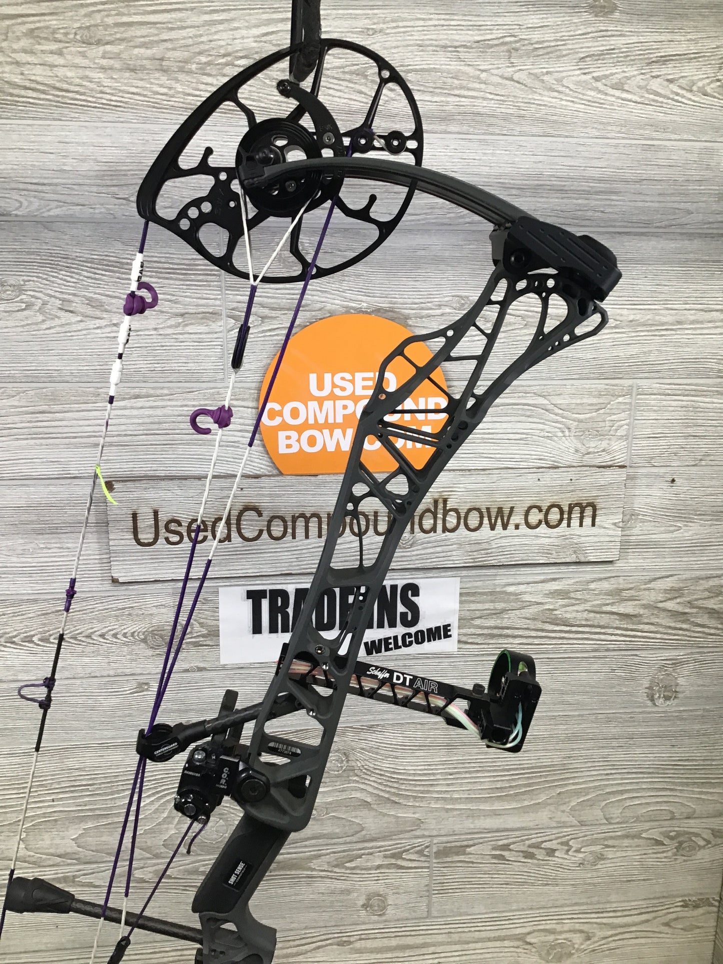 Used Mathews Lift X 29.5 Right Hand Shale Package