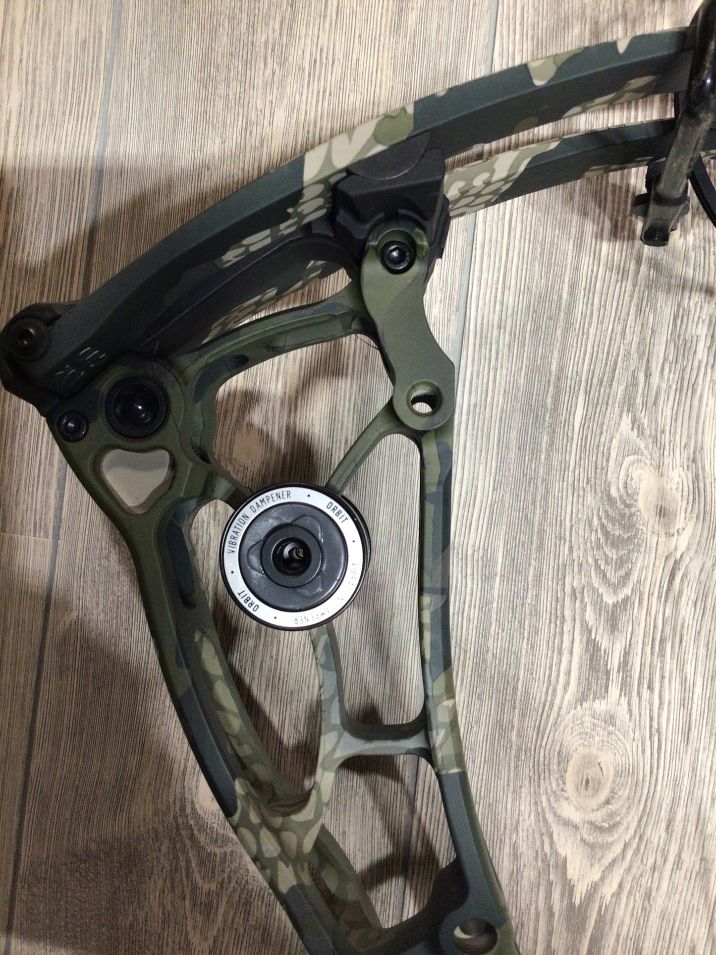 Bowtech Proven 34 Kuiu Verde SD Right Handed 25-30" 60-70lbs