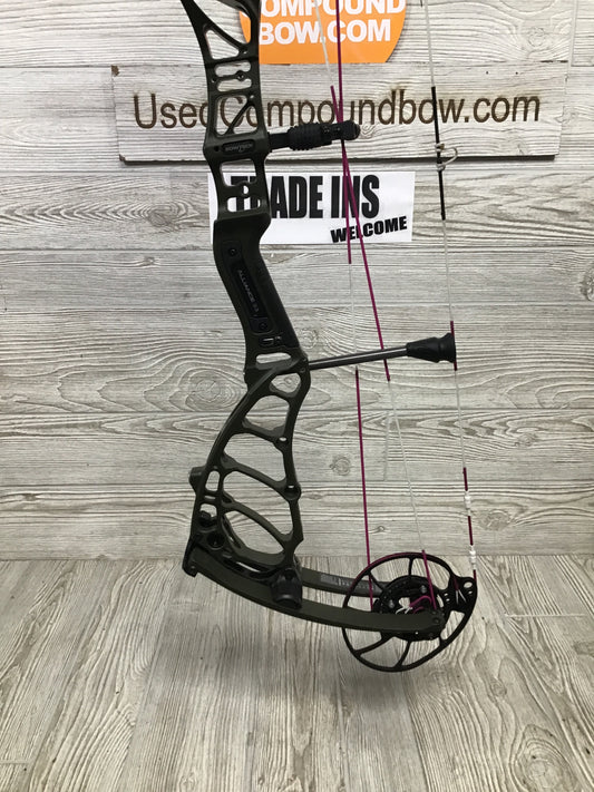 Used Bowtech Alliance 33 Right Handed 65-75# Green