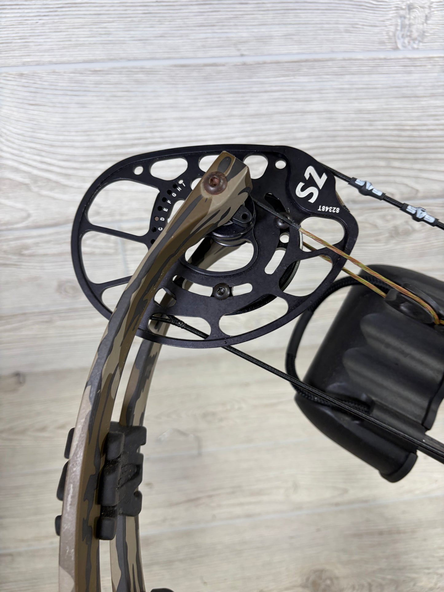 PSE Mach 34 DFC S2 Cam 26.5-30.5/70# Right Handed Bottomlands Pkg