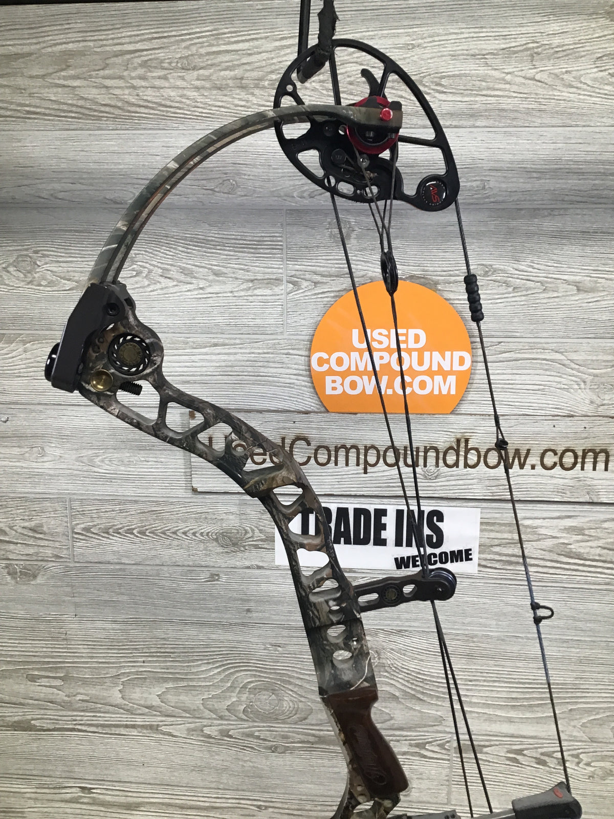 Used Mathews "McPherson Series" Monster 6.0 Right Handed 27.5/70#