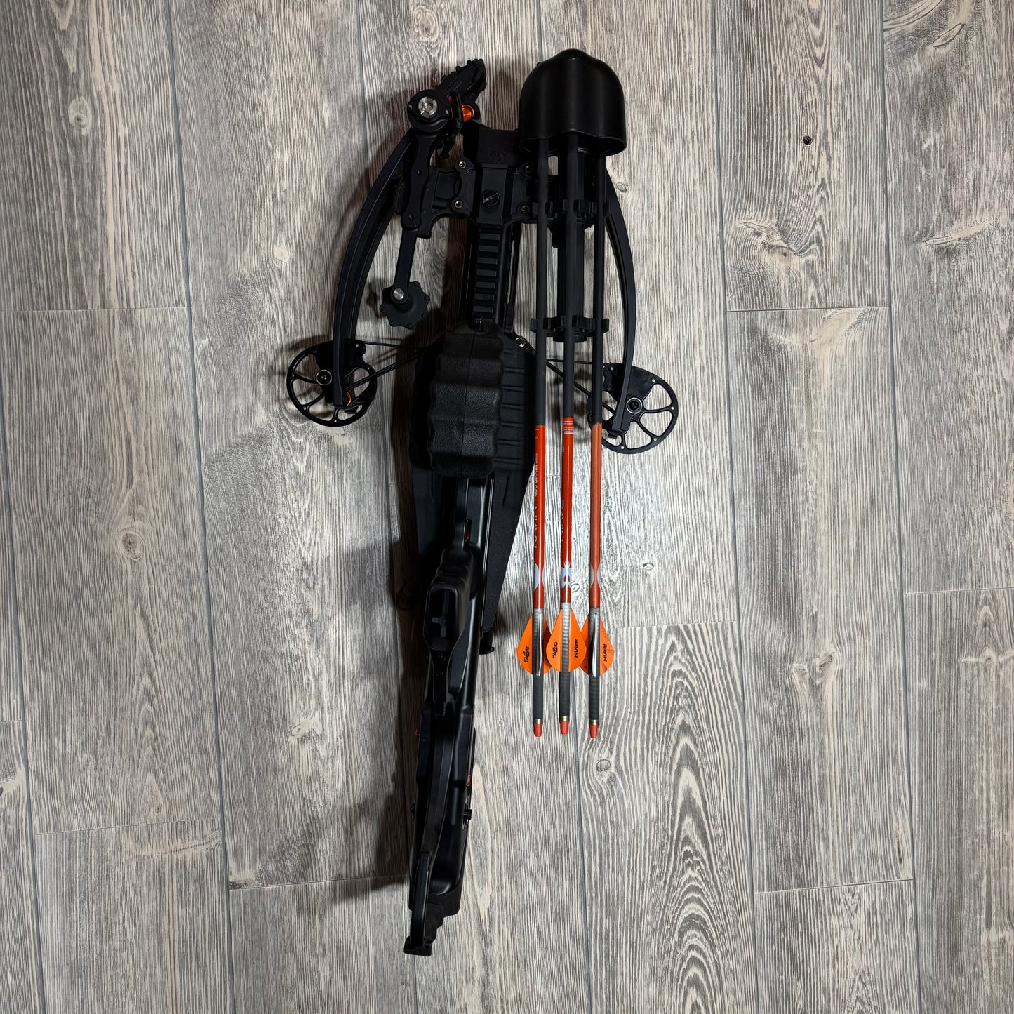 Used Ravin R29X Black Crossbow Package
