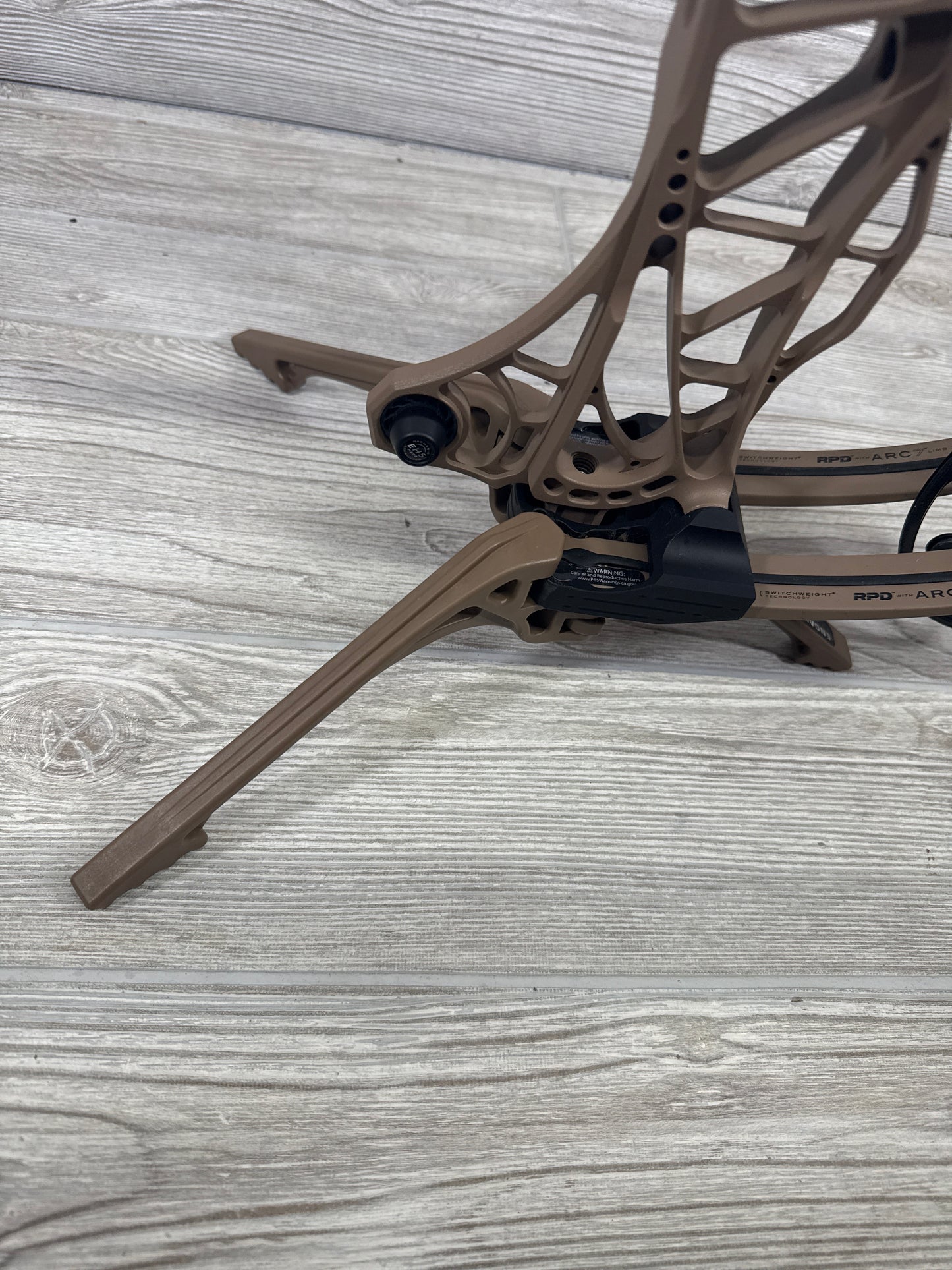 Used Mathews Lift X 33 Earth Right Handed Package