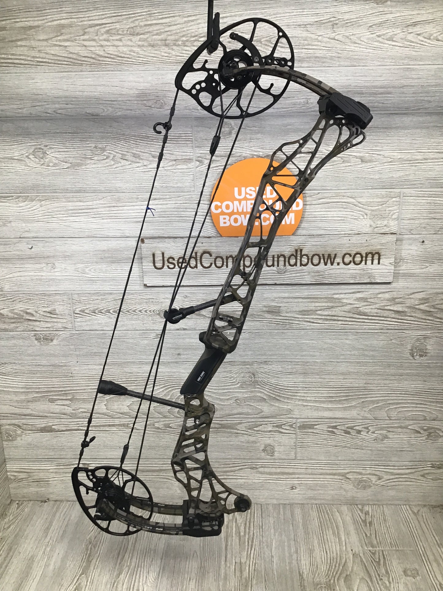 Used Mathews Lift X 29.5 Right Hand Bottomlands 26.5/60#