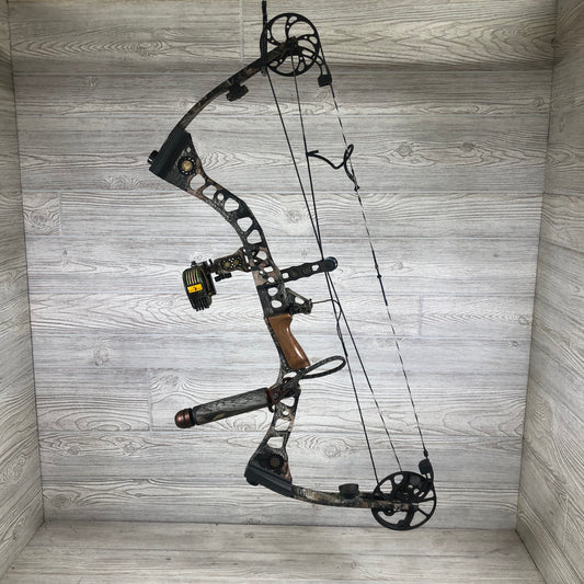 Mathews Switchback Right Handed 30" 60-70# Package USED