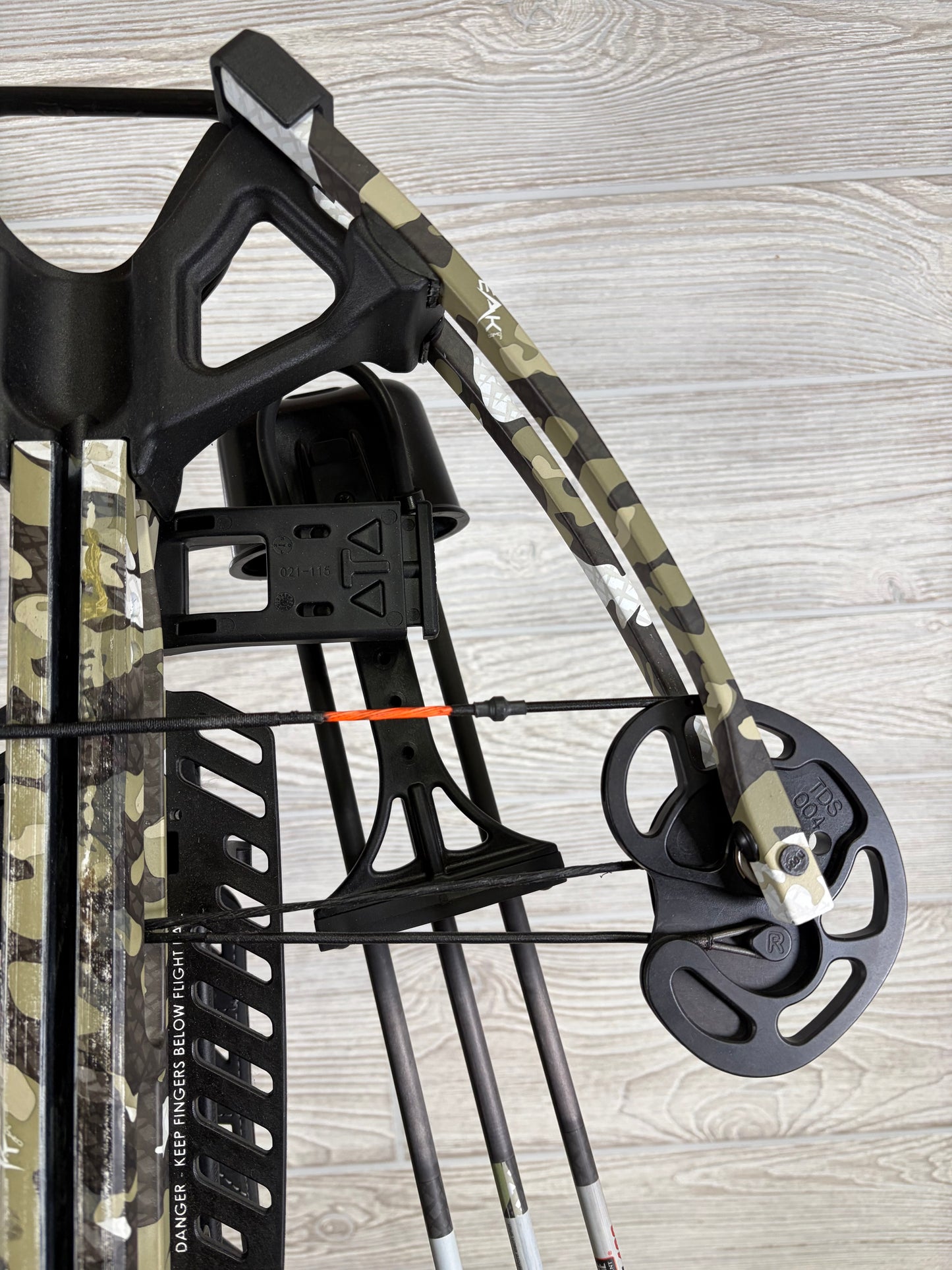 Used Wicked Ridge Invader M1 AcuDraw Package