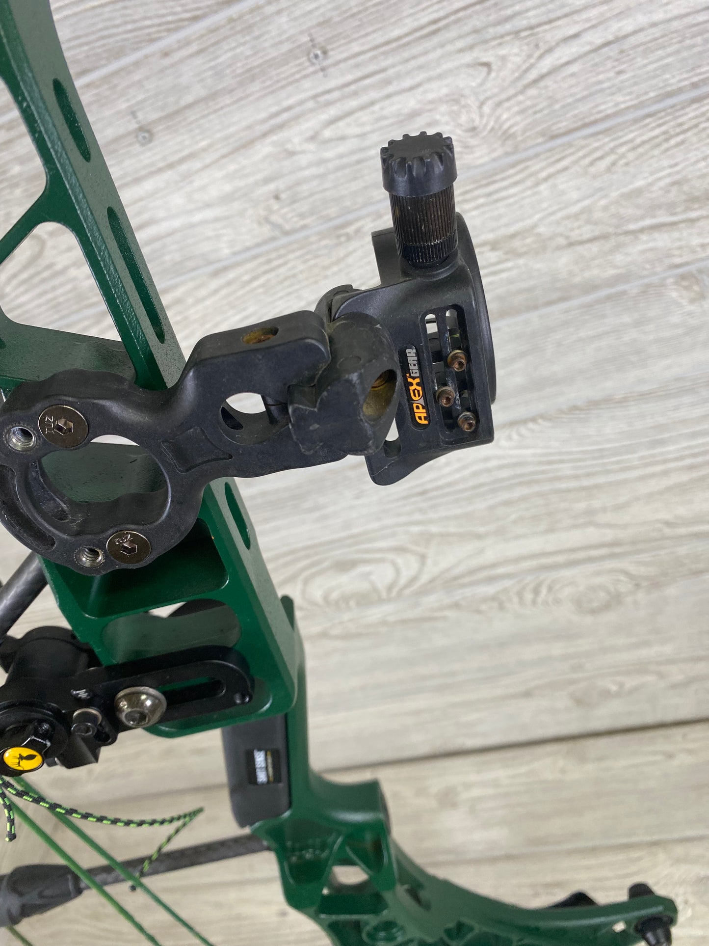 Used Mathews V3 31 Right Hand Green Black Limbs CUSTOM!