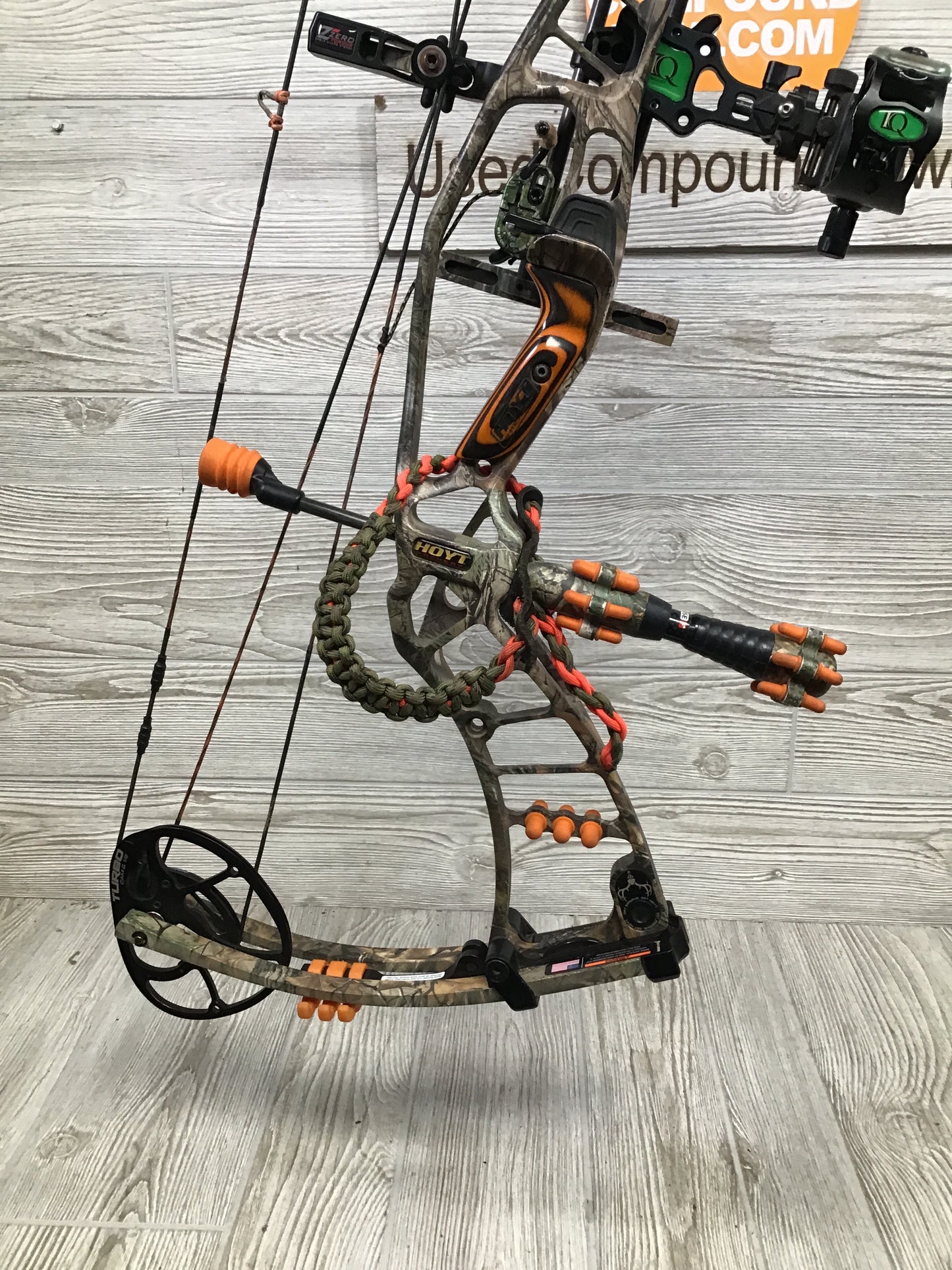 Used Hoyt Nitrum Turbo Left Handed 55-65# 30" PKG