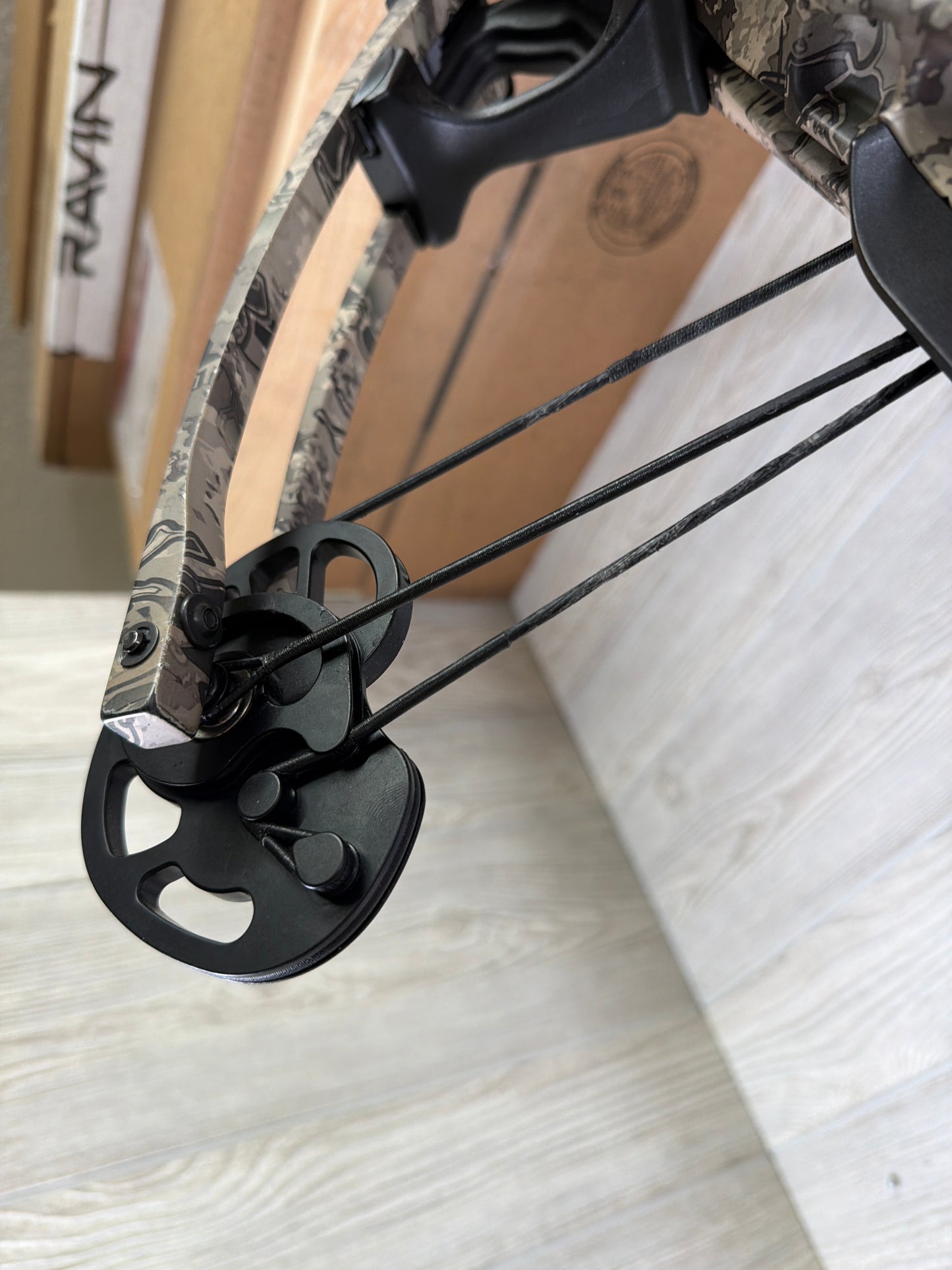 Tenpoint Titan M1 Crossbow Package