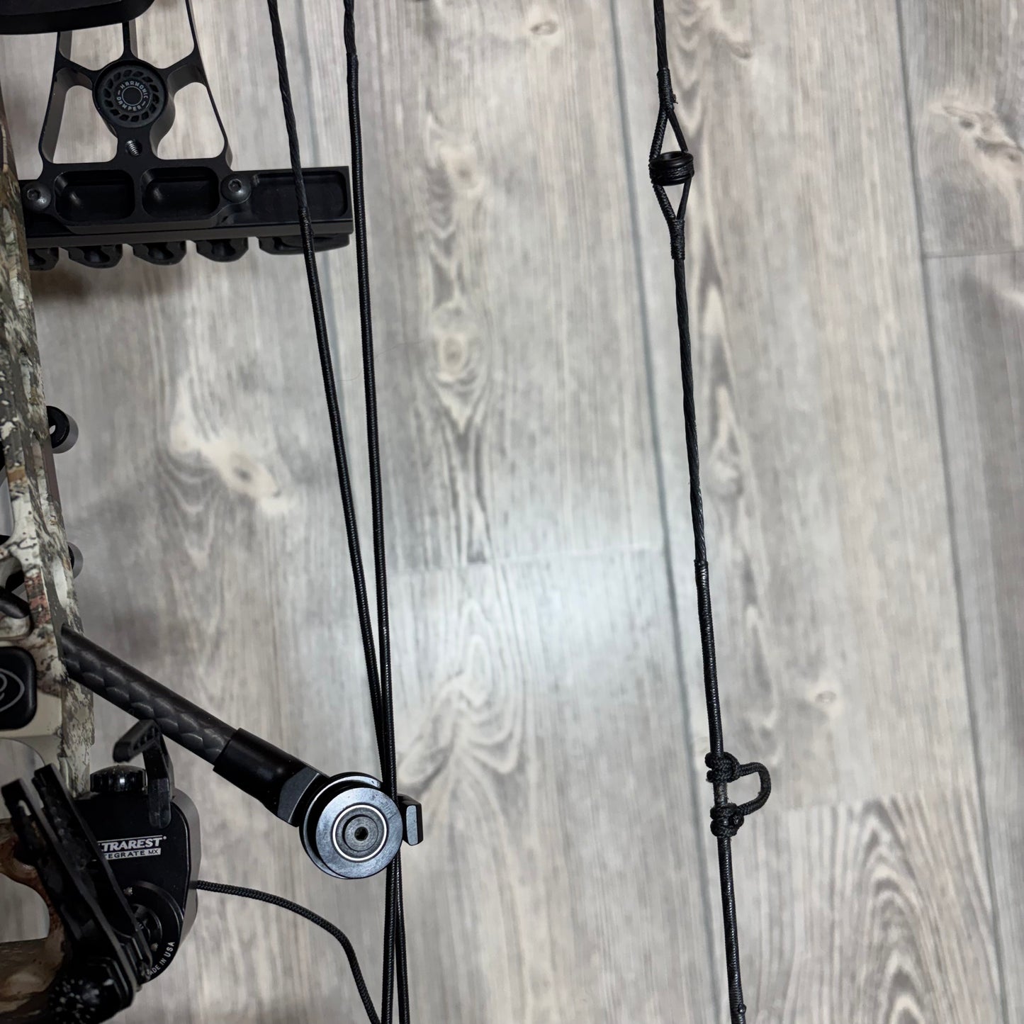Used Mathews V3 31 Right Hand First Lite Package
