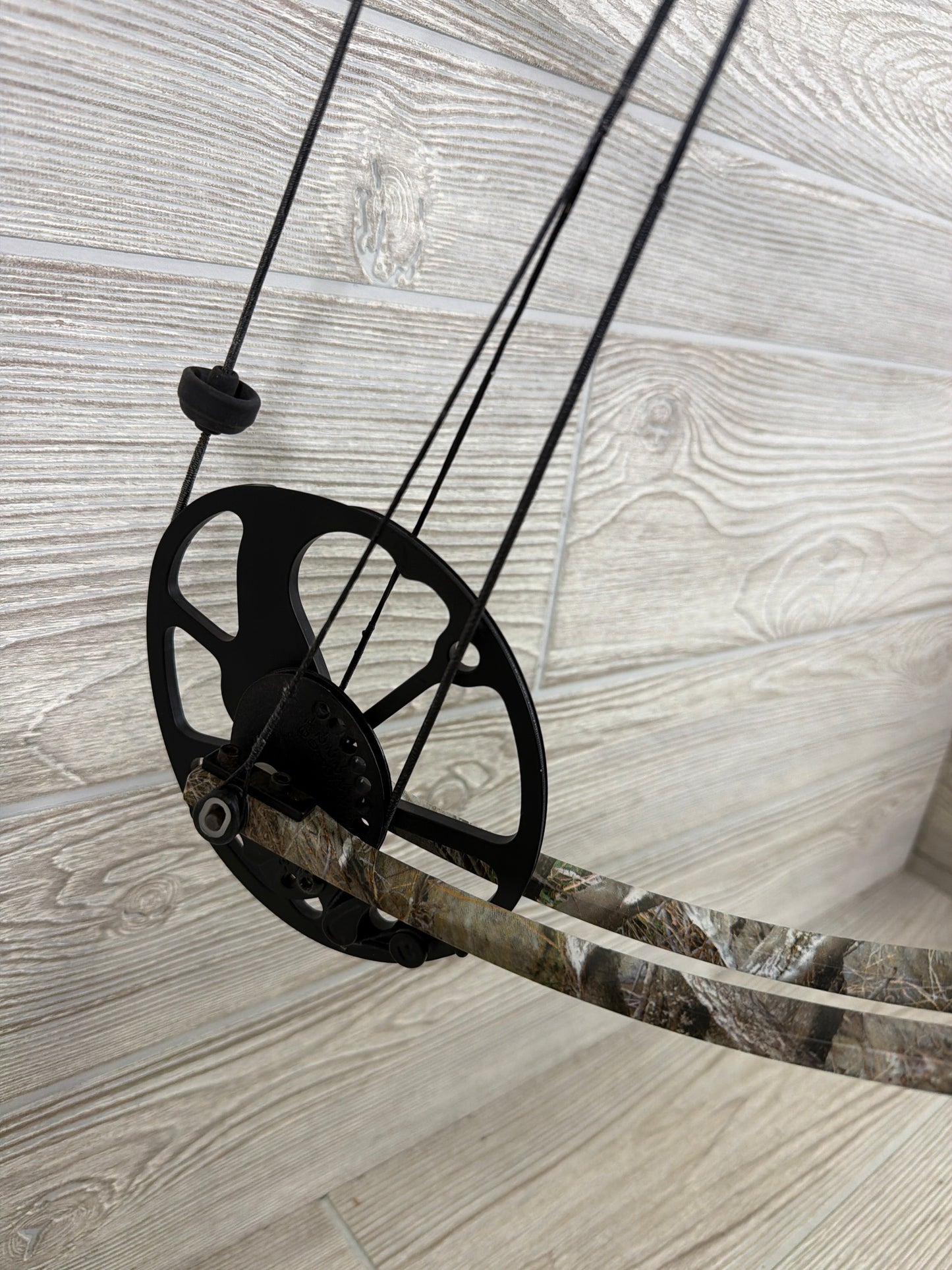 Mission Riot Right handed youth/adjustable package.