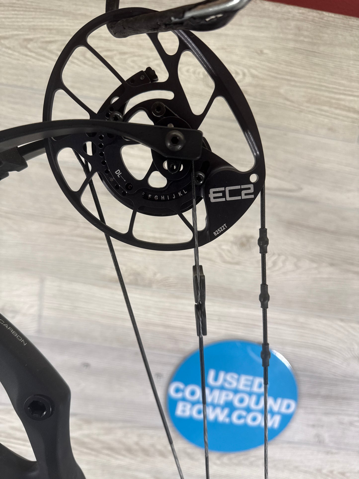 Used PSE Mach 30 DS EC2 Black Right Handed 24.5-30" 60/70#