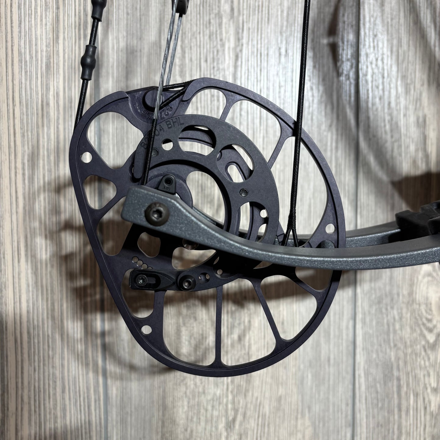 Used PSE Mach 33  DS FDS 80lb RH Charcoal