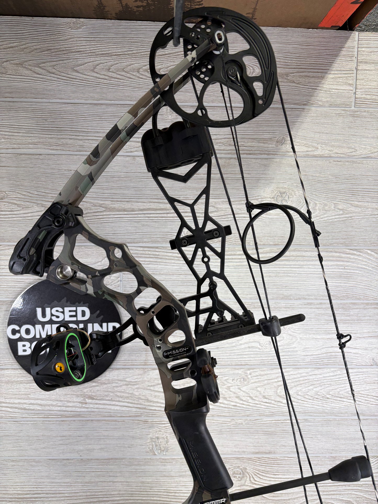 Used Mission Hammr RH Camo Bow Pkg