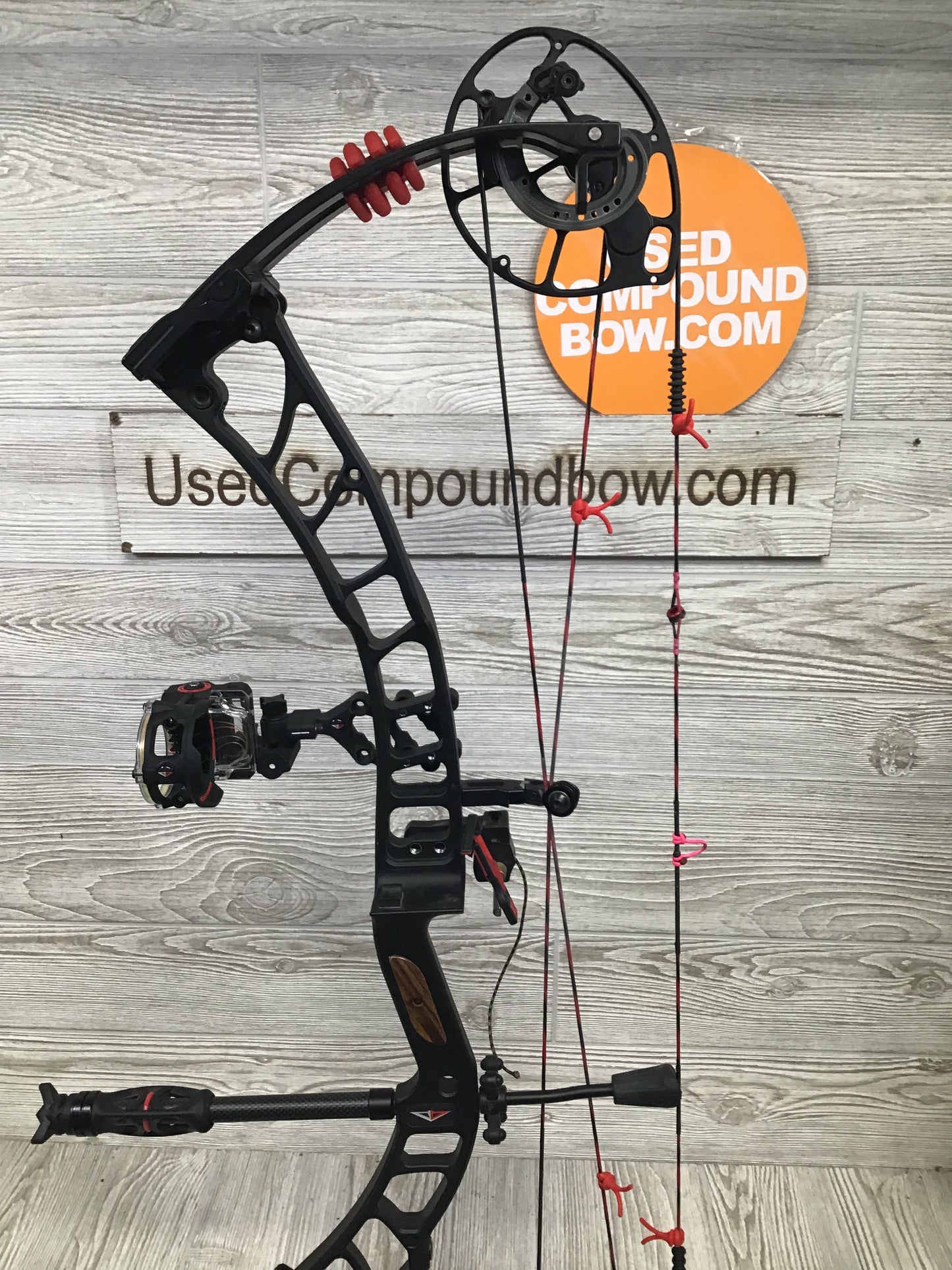 Blackout (Elite) NV-3 Right Handed 60-70# Package