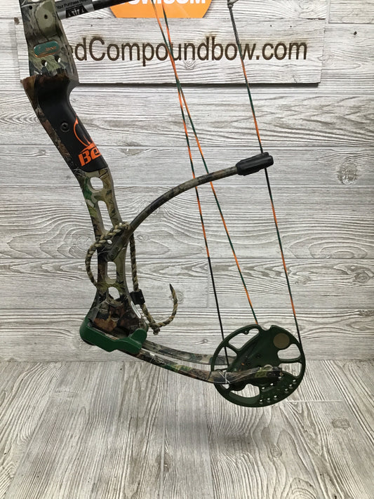 Used Bear Game Over 40-50# Right Handed Bow 29"