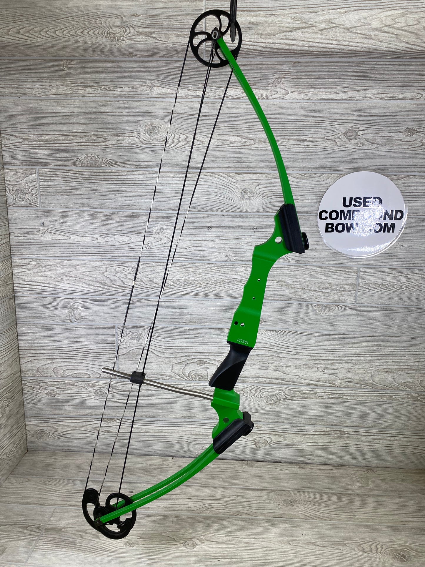 Genesis Right Handed bow Green