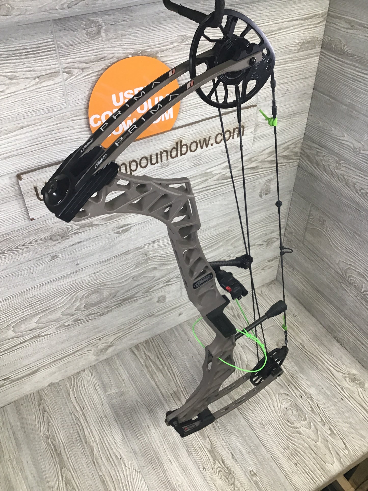 Mathews Prima Granite Right handed 24"/50#