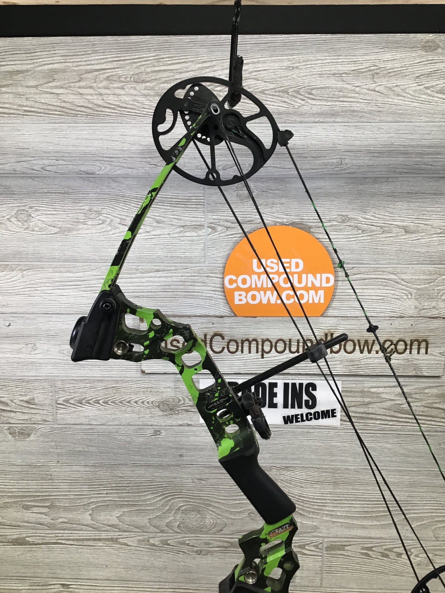 Used Mission Craze Right Handed Green Splash 19-30"/ 15-70#