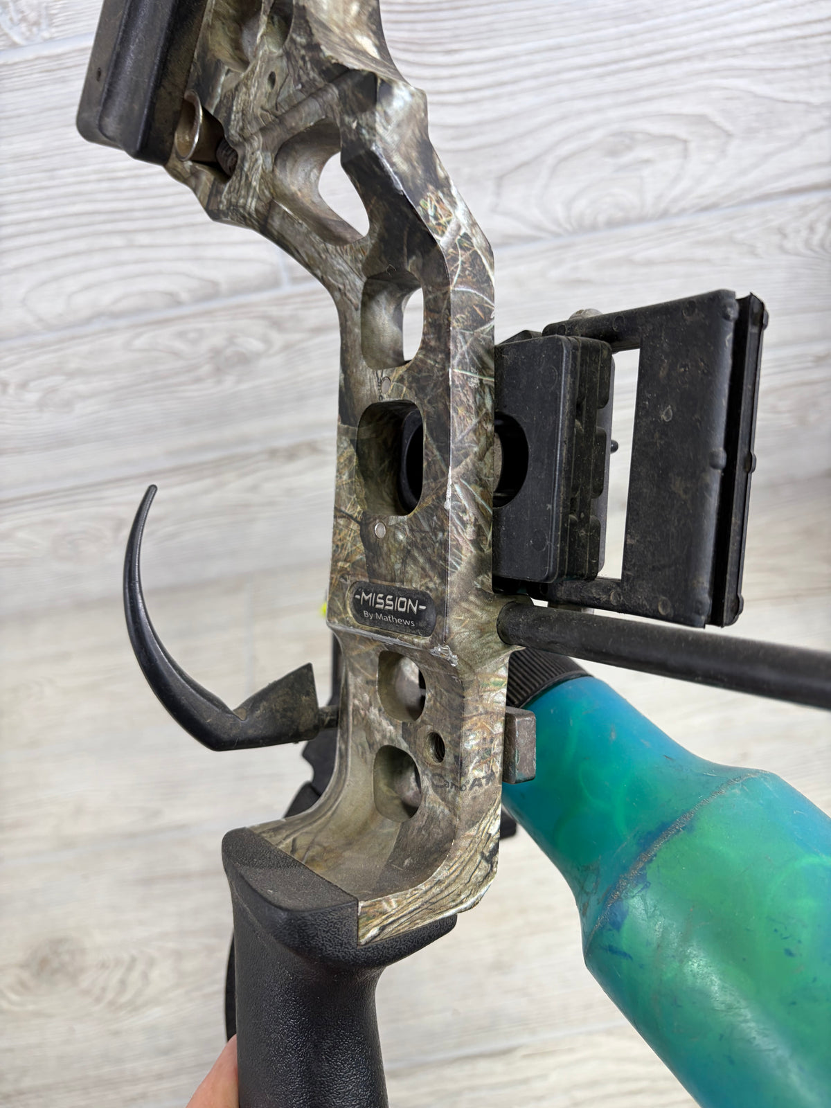 Used Mission Craze Right Handed Carp Shooting Pkg