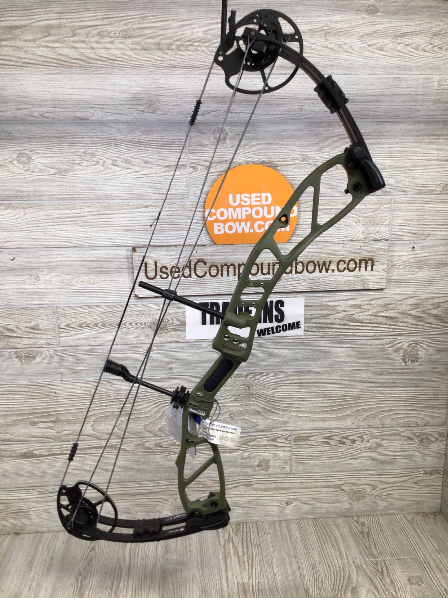 Elite Basin Right Handed Green Riser/Black 20-70lbs