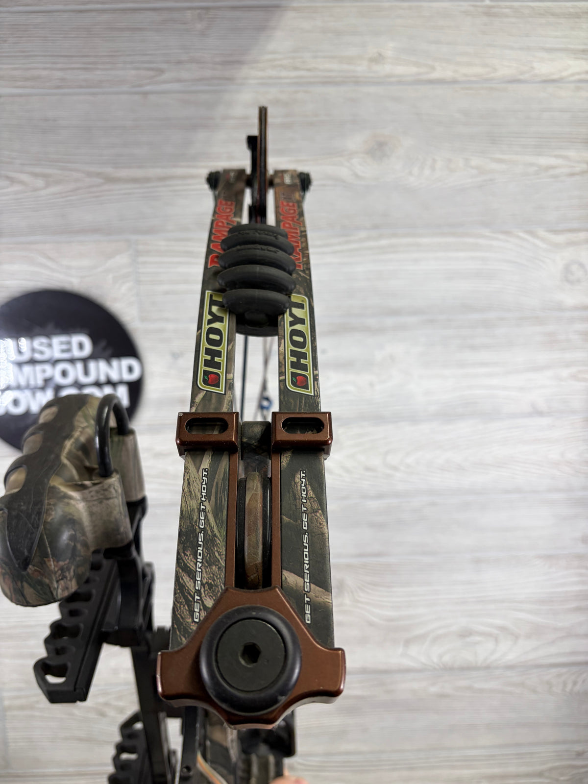 Used Hoyt Rampage XT RH PKG 29" 50-60lbs
