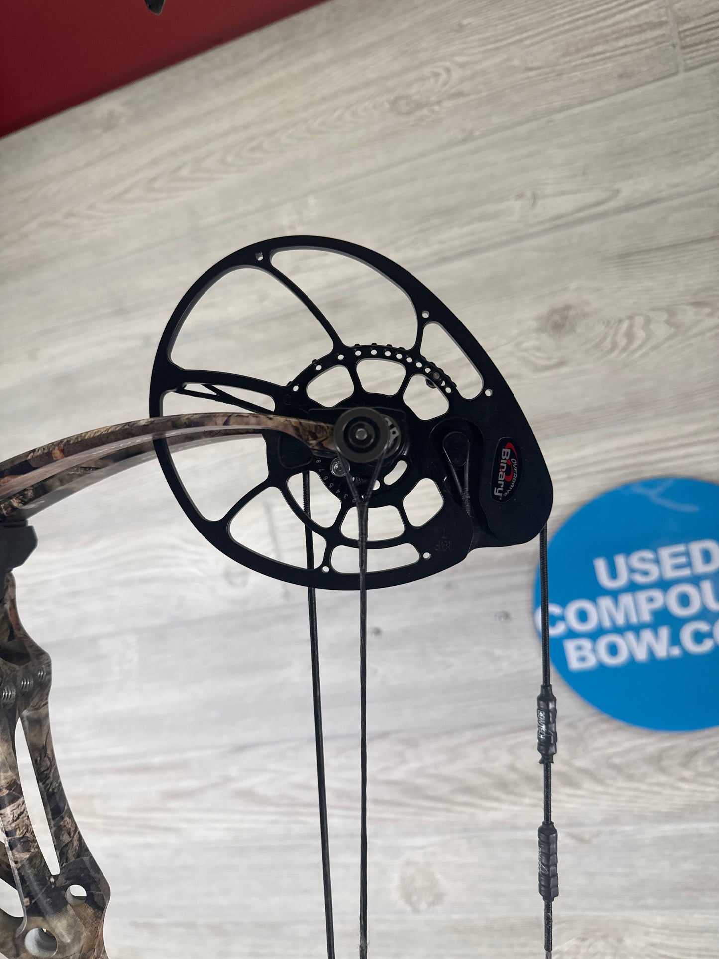 Bowtech Realm Breakup Camo 50lb RH