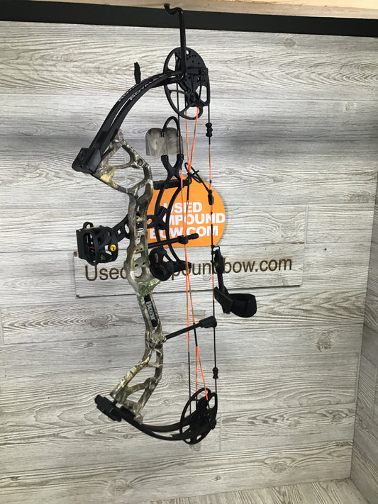 Used Bear Royale RH Camo Bow package