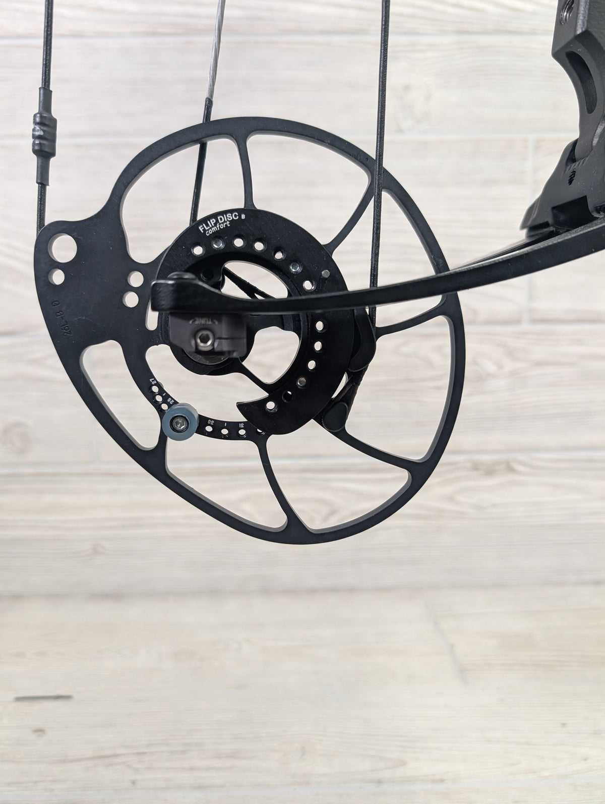 Used Bowtech Alliance 33 Right Handed 65-75# Stealth Grey