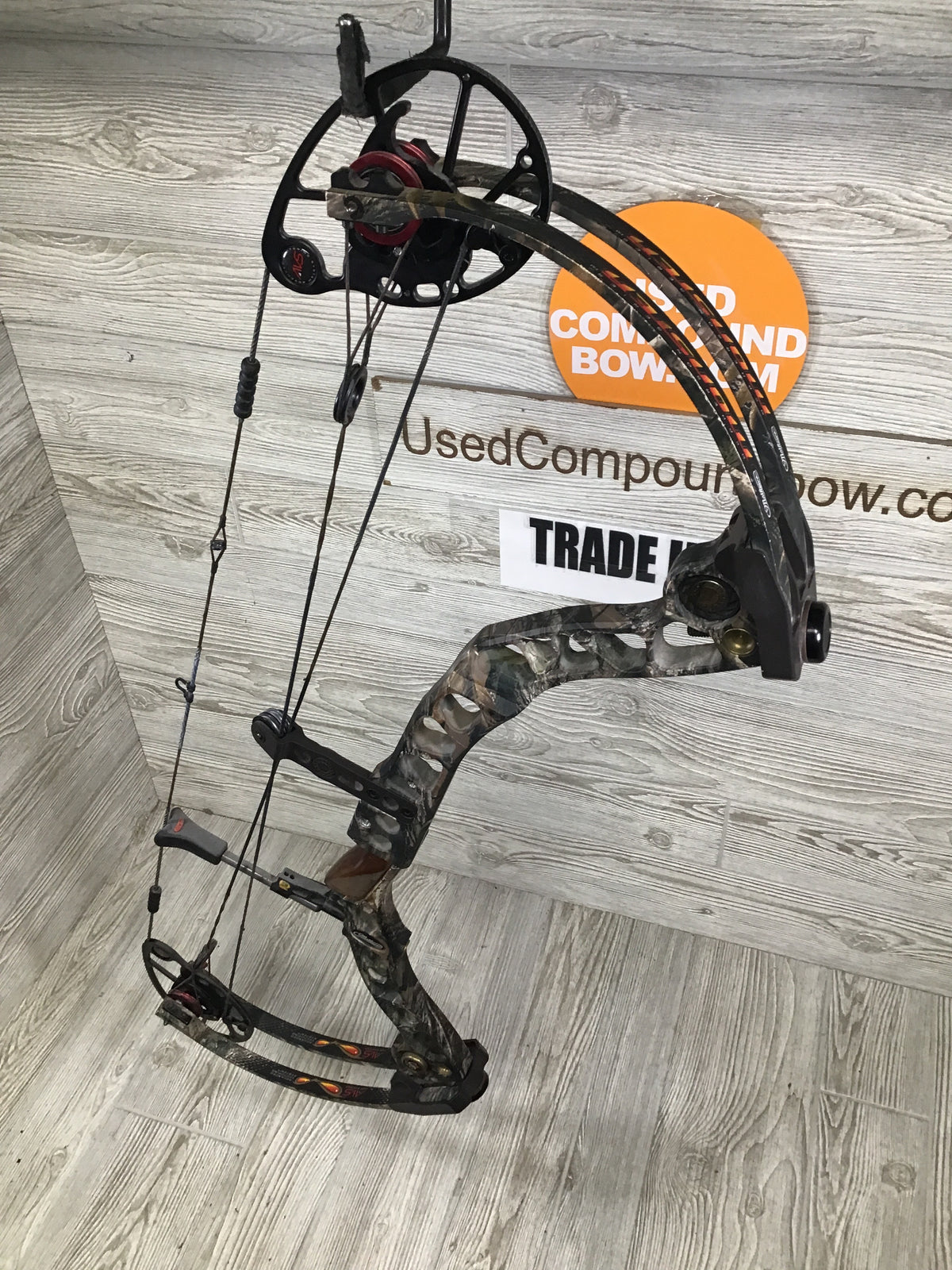 Used Mathews "McPherson Series" Monster 6.0 Right Handed 27.5/70#