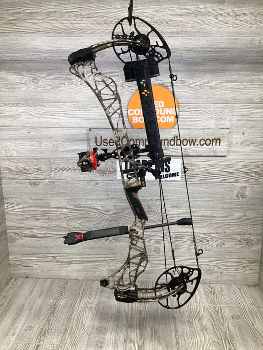 Used Mathews Lift X 29.5 First Lite Right Hand 29.5/70# pkg