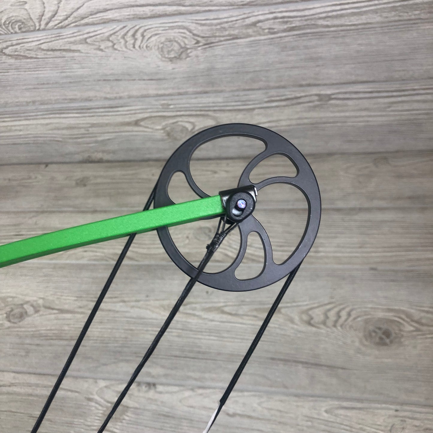 Genesis Right Handed bow Green Original Nasp