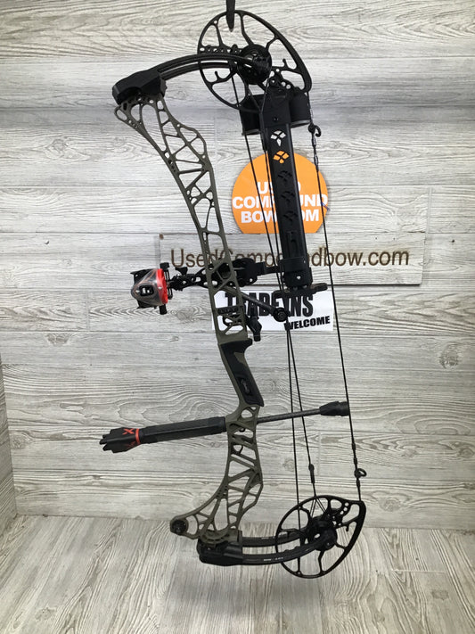 Used Mathews Lift X 29.5 Right Hand Ambush Green Riser/ Black limbs 30/60# package