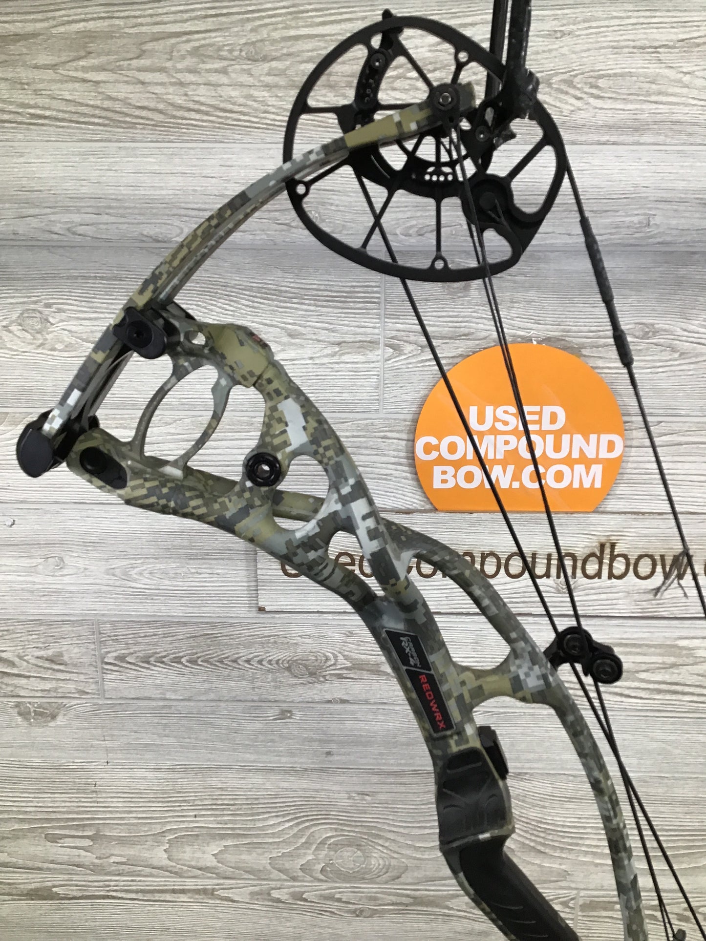 Hoyt RX-4 Right Handed Sitka Elevated 2 50-60# 25-30