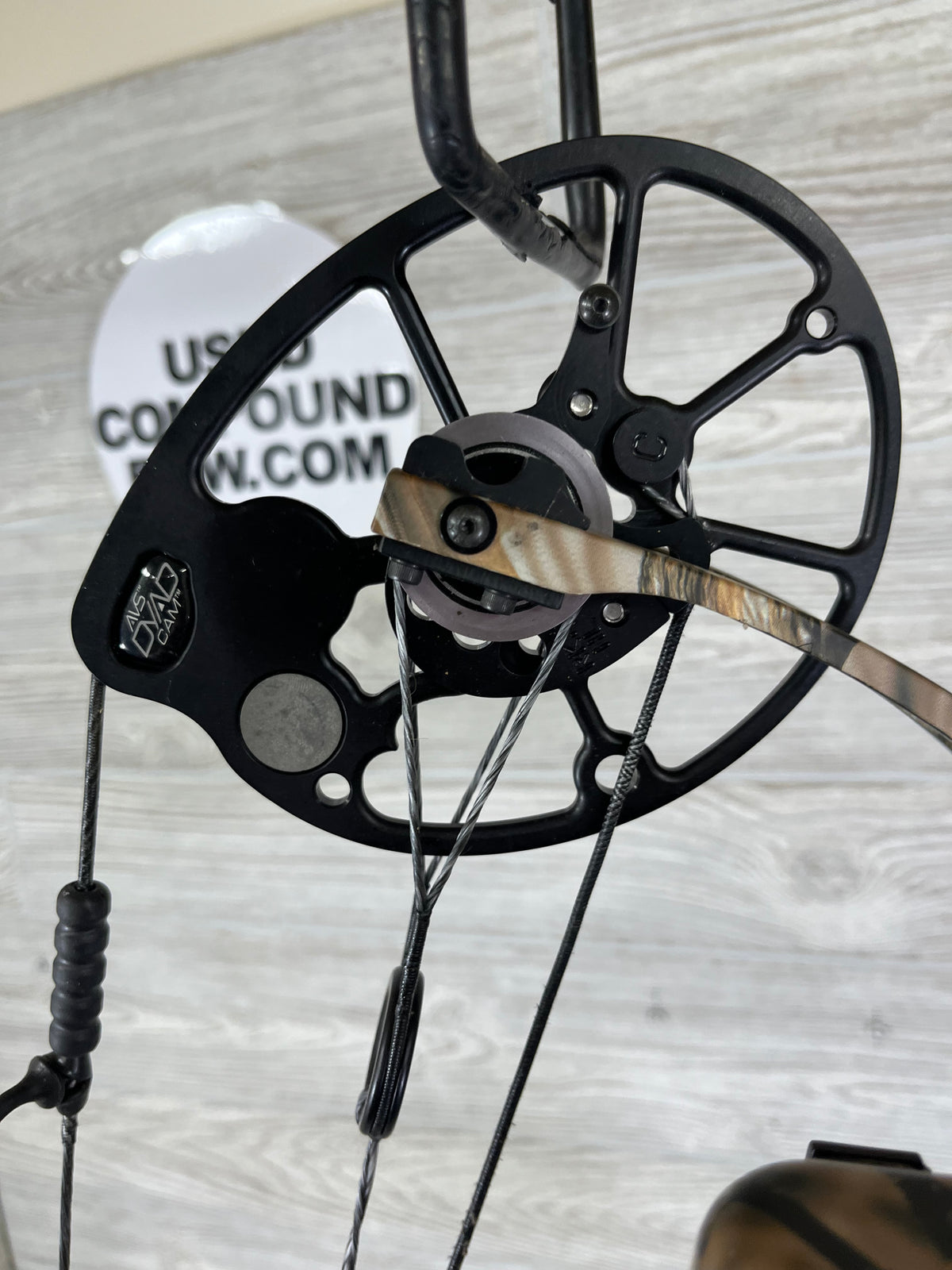 Used Mathews Chill R Lost Camo RH Package