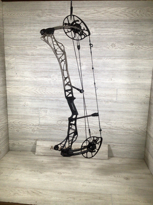 Mathews Lift 29.5 Granite fade to Black RH