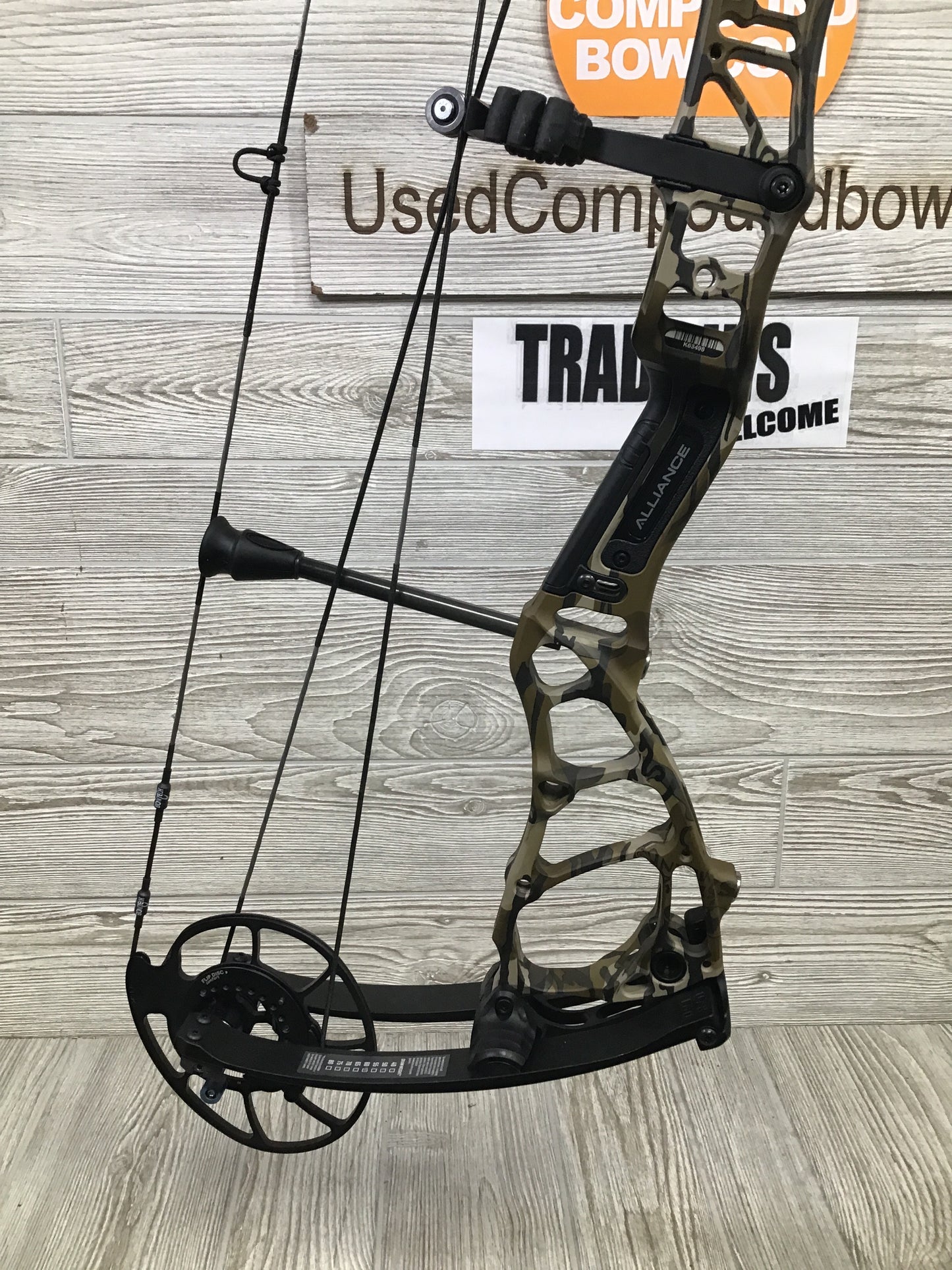 Used Bowtech Alliance Right Handed 50-60# 29" Bottomlands camo