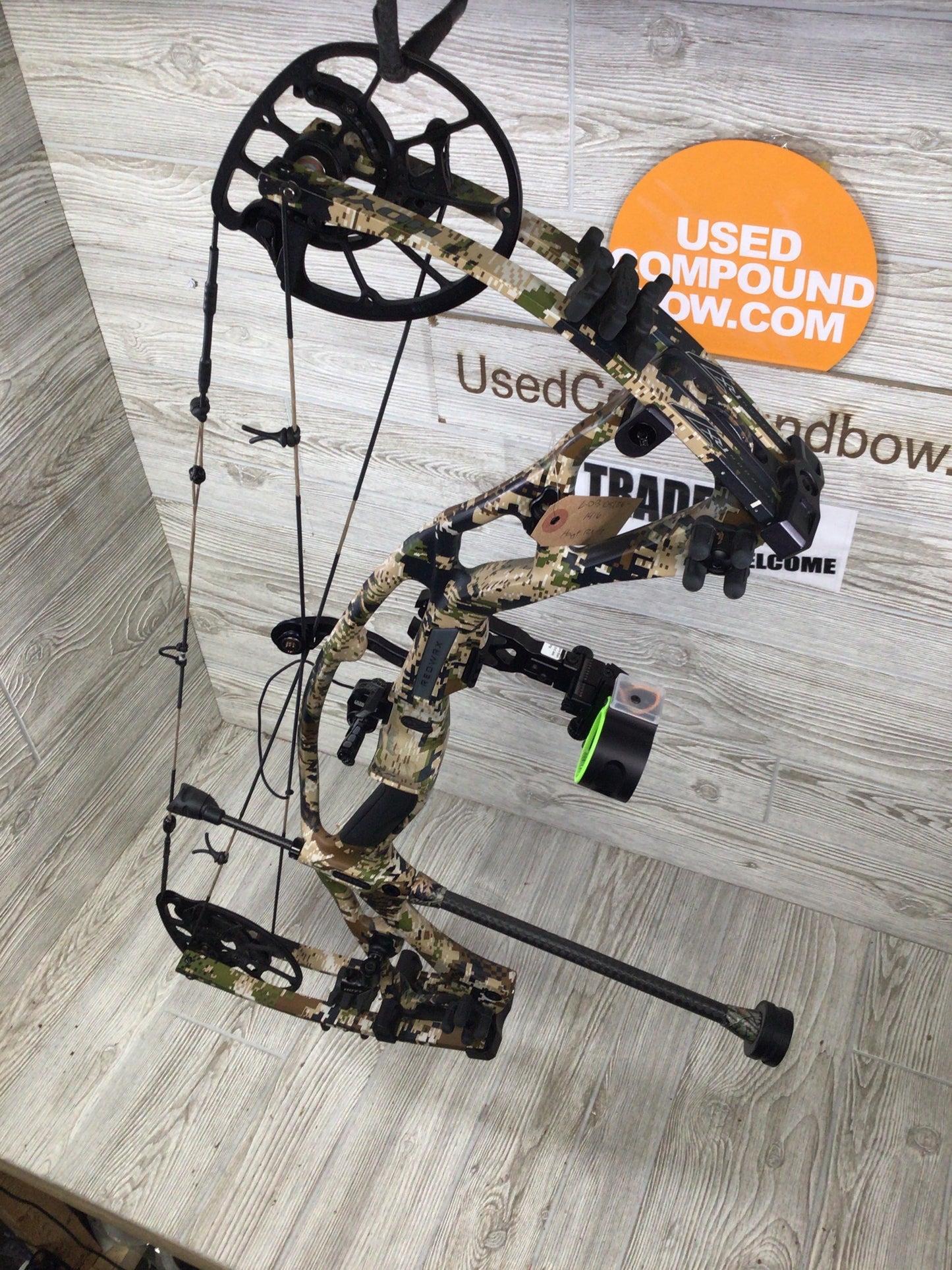 Hoyt RX-7 Left Hand 50-60# 25-30" draw Subalpine Package