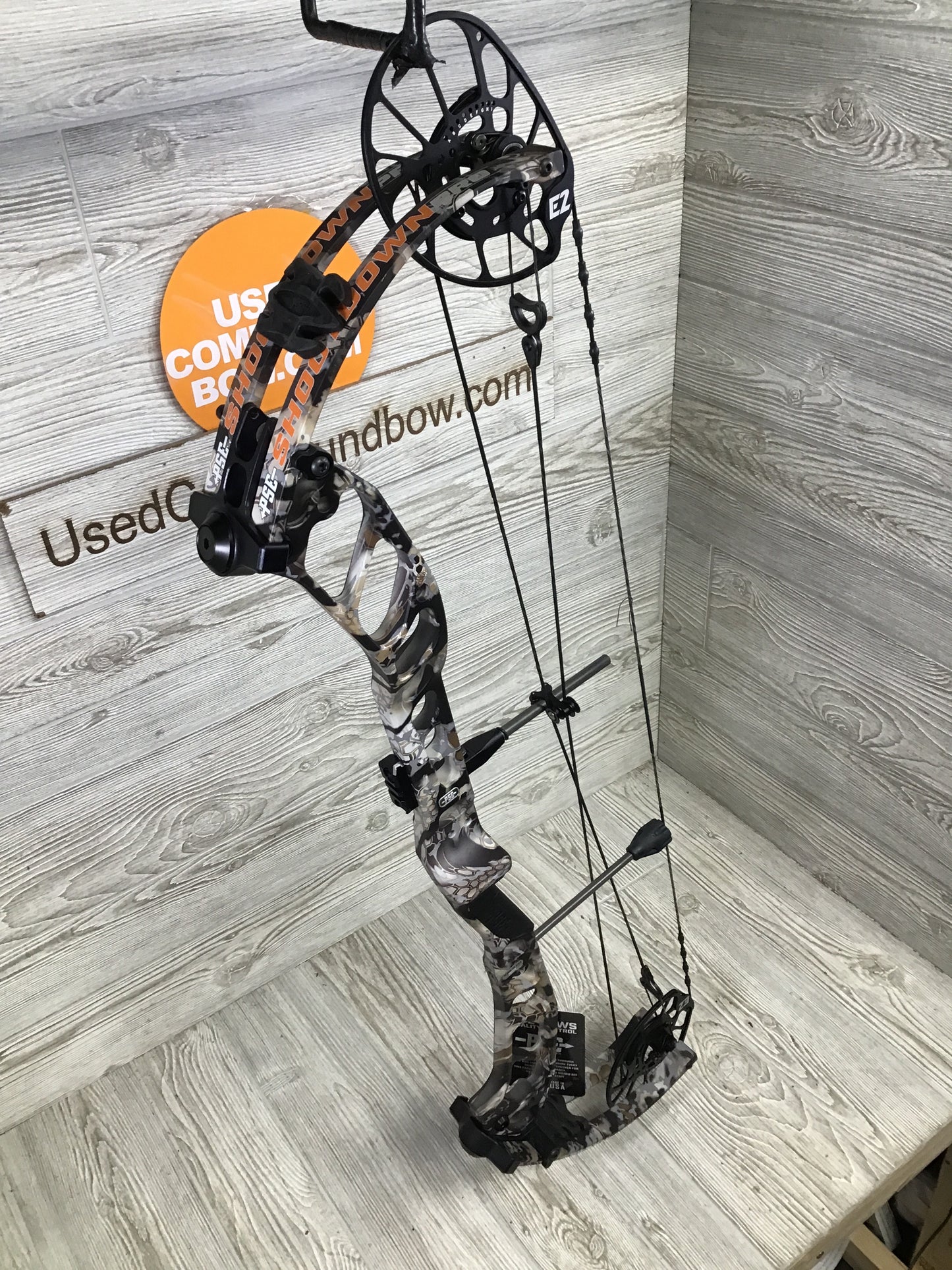 NEW IN BOX W/Warranty PSE Shootdown Pro E2 60# RH Kryptek Skyfall