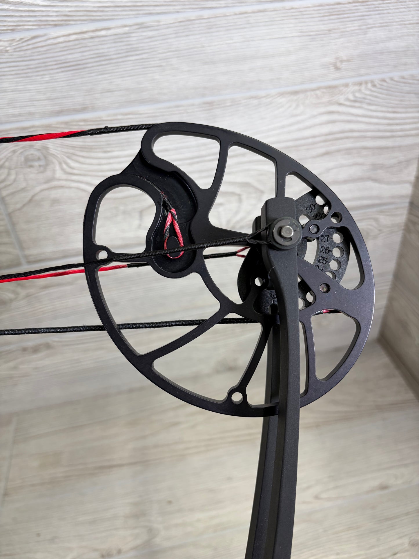Used Hoyt Ignite Left Hand Package