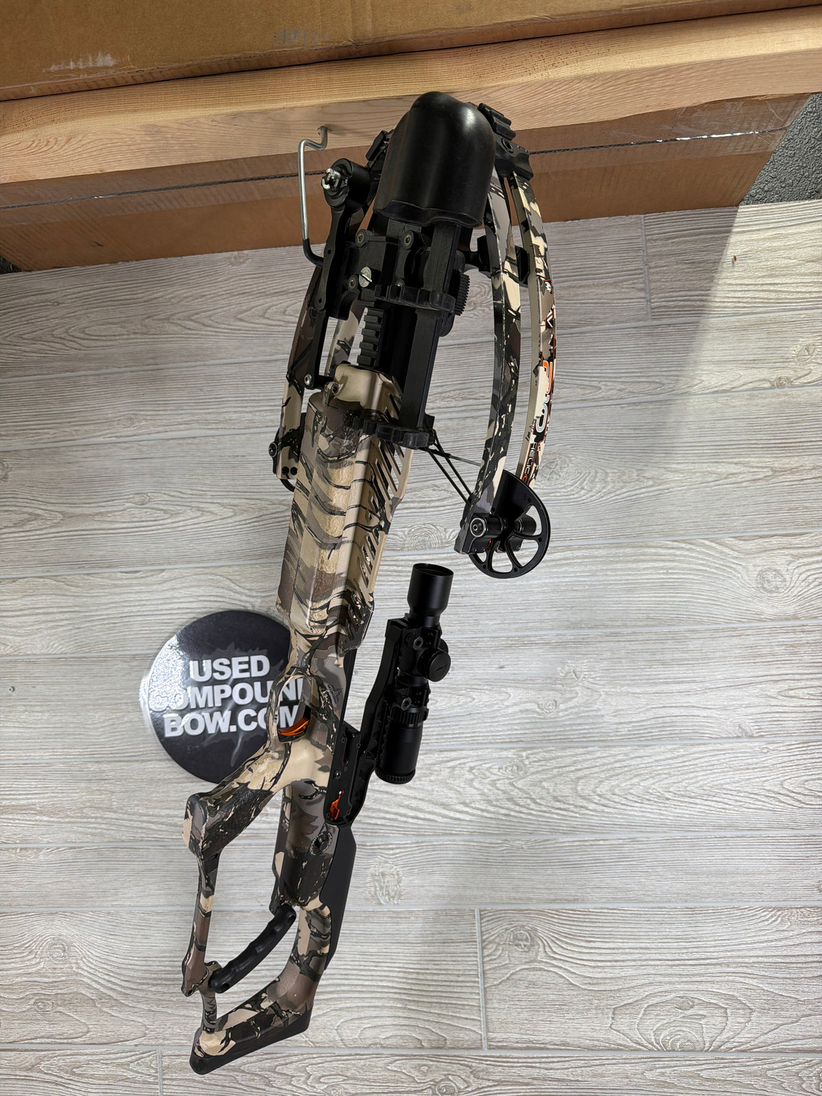 Used Ravin R10 Camo Package Crossbow with NEW STRINGS
