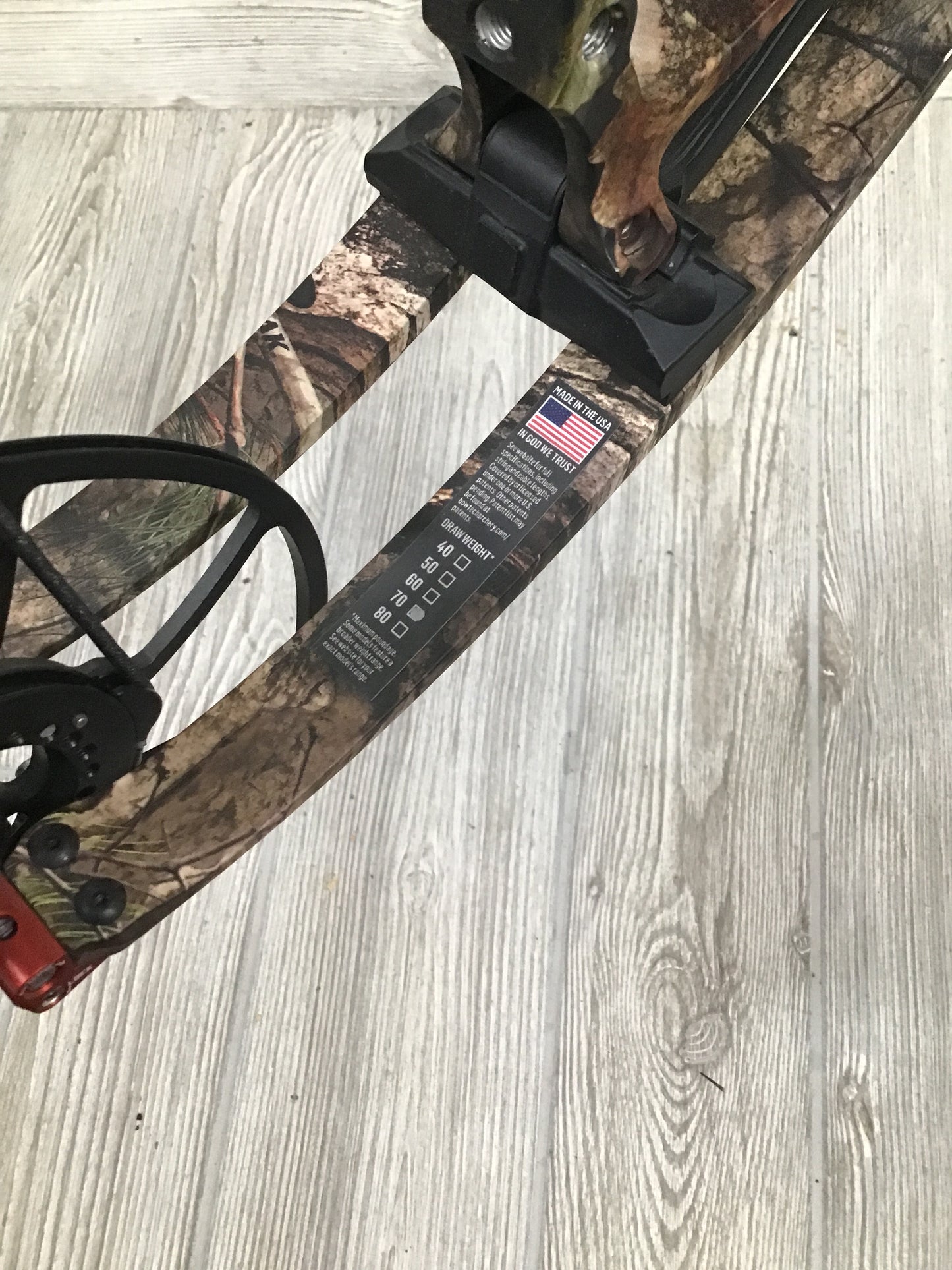 Used Bowtech CP30 RH Mossy Oak 60-70