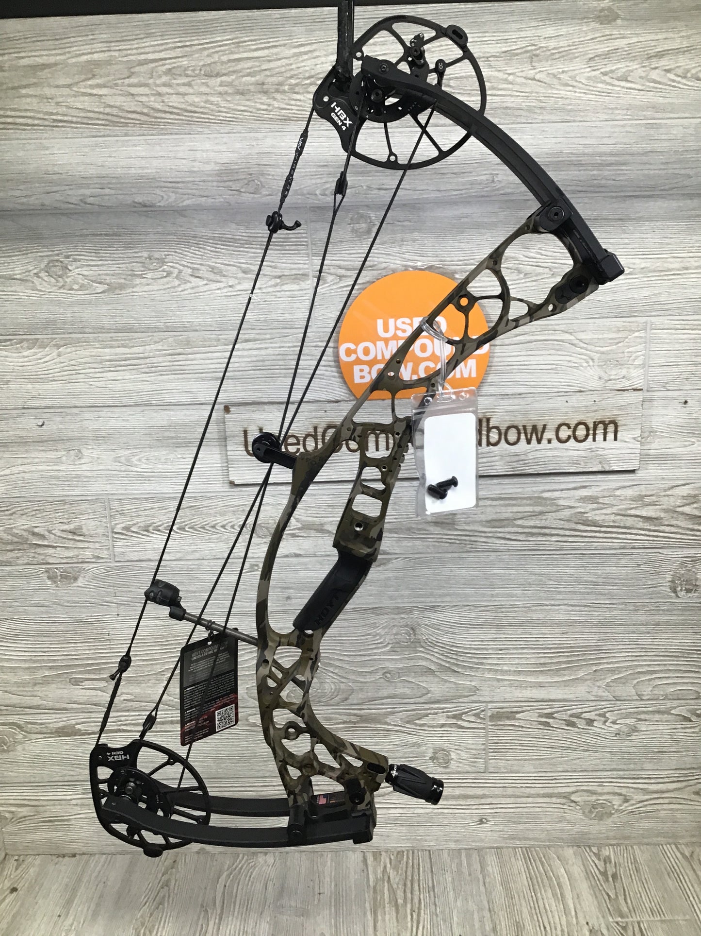NEW Hoyt Alpha AX-2 29 Bottomlands Riser Black Limbs RH 50-60#/25-30