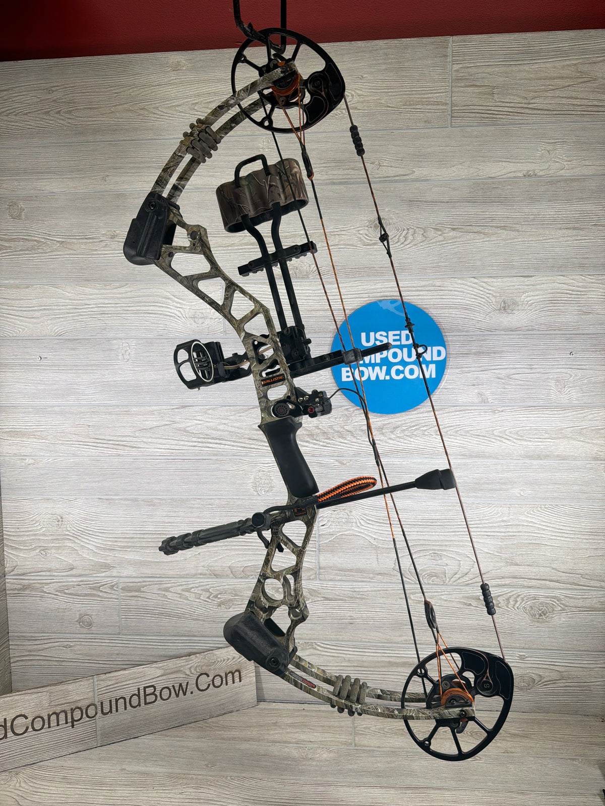 Used Mission Ballistic RH 29" 70lb Camo Bow Pkg