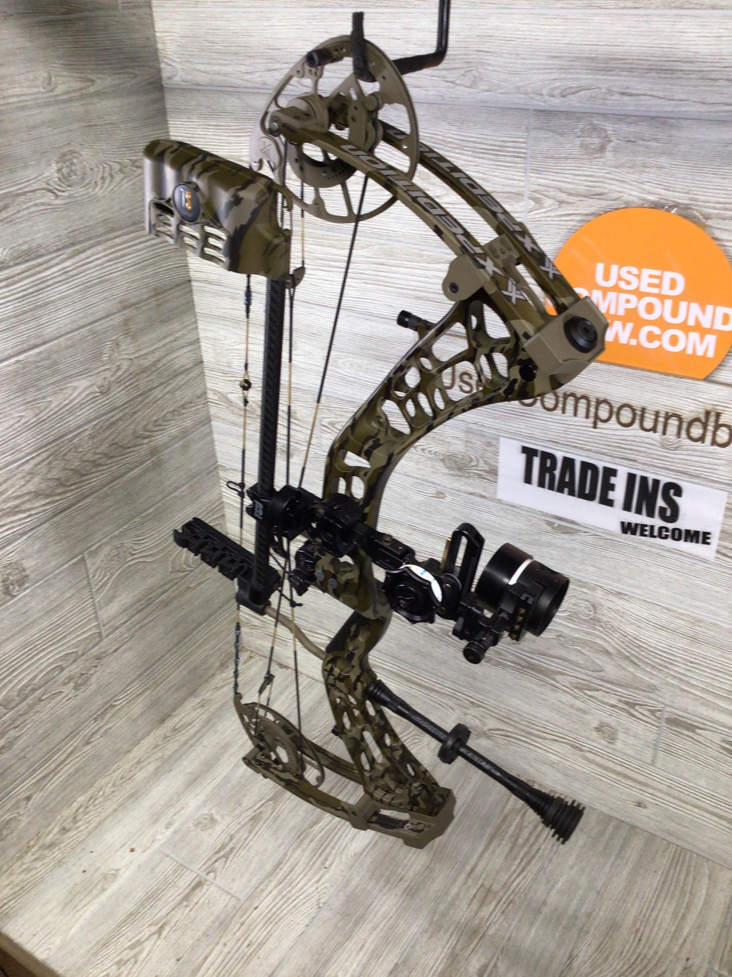 Xpedition Xlite 29 55-65# Mossy Oak Bottomlands Right Handed LOADED