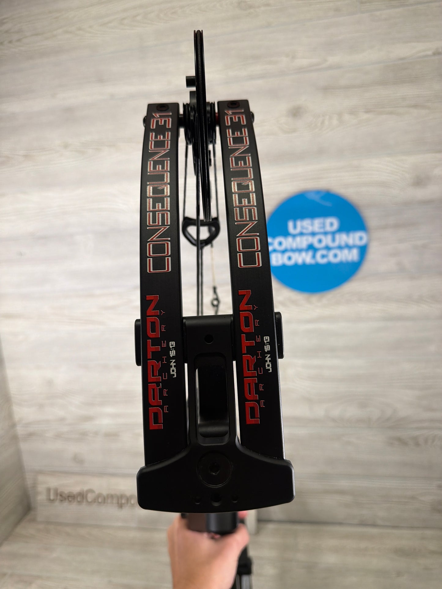 Used Darton Consequence 31 28" 70lb Right Hand Black Bow w Ultrarest